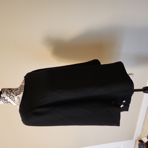 Banana republic  black top  size small - Picture 5 of 6